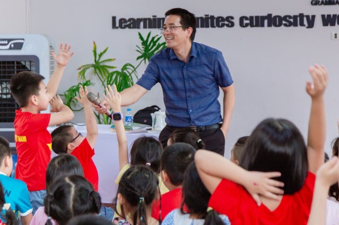 Truyen tranh giai tri cung giong keo, an nhieu khong tot cho suc khoe hinh anh