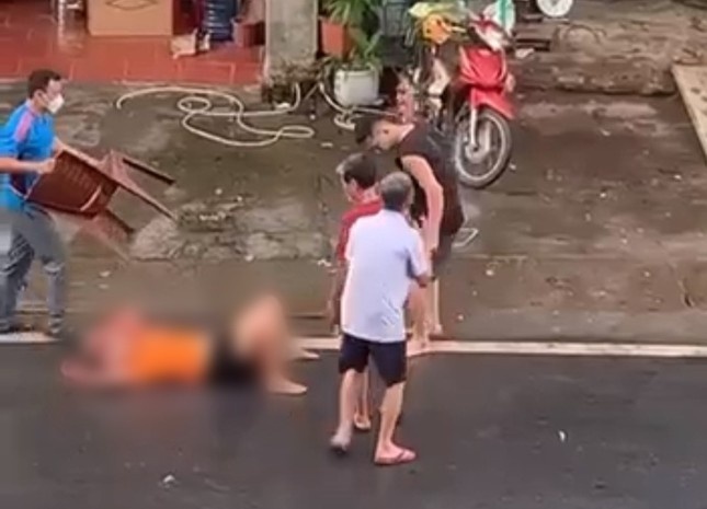 Chong duoi chem vo trong thuong roi cam dao tu van o Lao Cai hinh anh