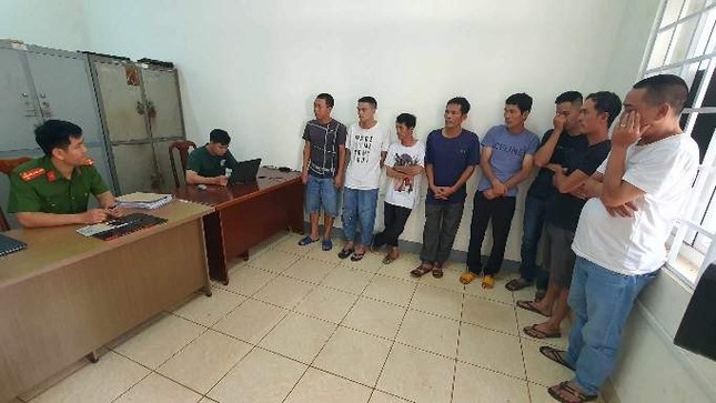 Nghe An triet pha duong day ma tuy lon, thu giu 27 banh heroin hinh anh