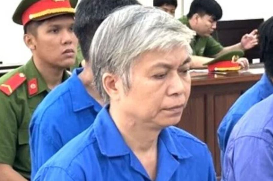 Cuu chu tich quan o Da Nang lanh an 9 nam tu hinh anh