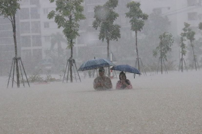 Bao Tra Mi kha nang tien sat bo bien mien Trung hinh anh