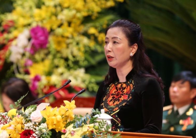 Ba Le Thi Thu Hong tam thoi dieu hanh hoat dong cua Tinh uy Bac Giang hinh anh