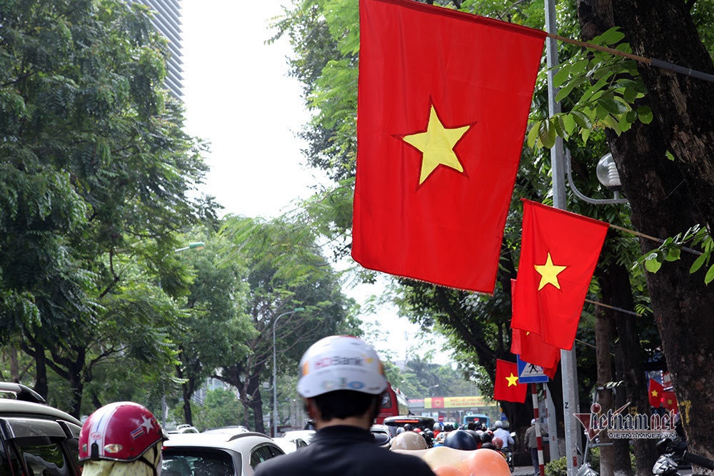 Du bao thoi tiet 30/4: Ca nuoc nang chang chang, mien Bac dem mua hinh anh