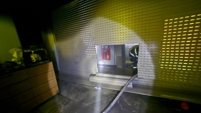 chay toa nha trong dem anh 2