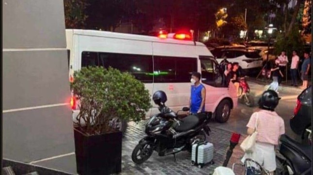 Nghi an be trai bi bo sat hai tai Ha Noi hinh anh