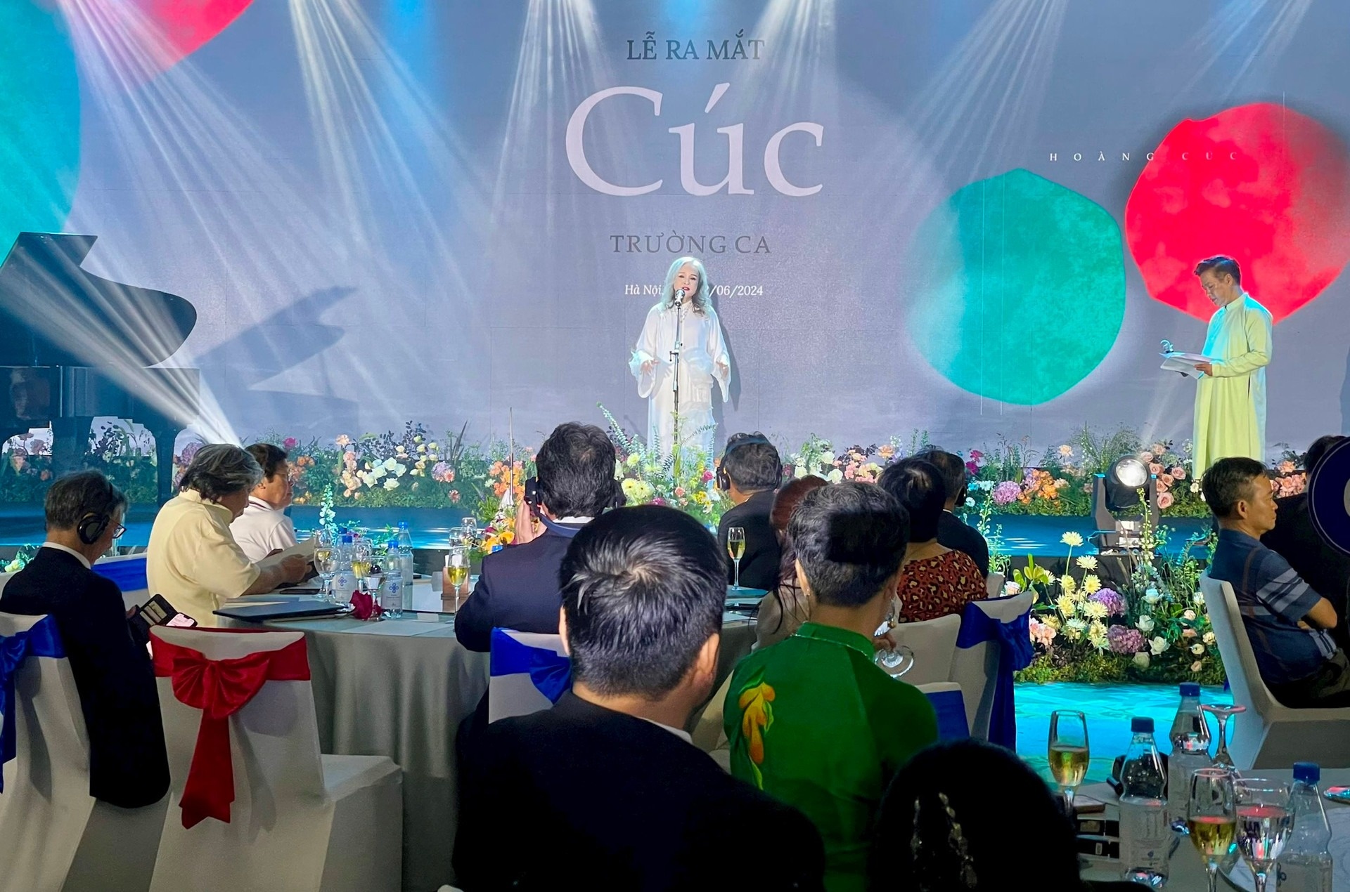 NSND Hoang Cuc anh 1