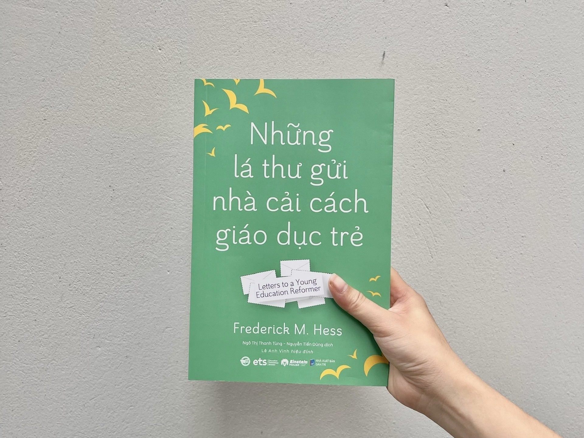 Nhung la thu gui nha cai cach giao duc tre hinh anh