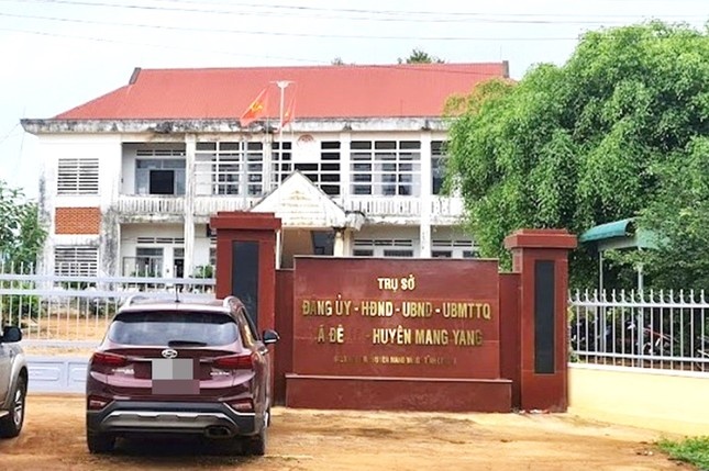 Tam giu mot chi huy truong quan su xa nghi su dung ma tuy tai tru so hinh anh