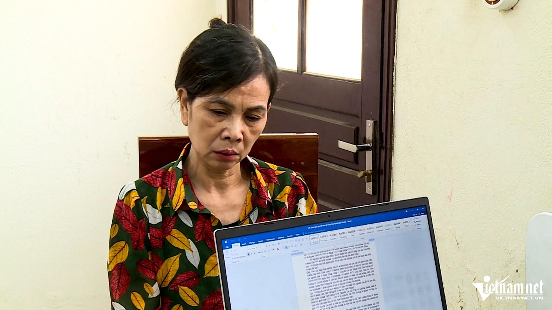 Vu vo hui hang chuc ty dong o Bac Ninh: Khoi to ba giao ve huu hinh anh