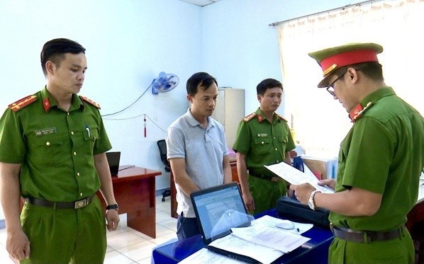 Lap cong ty ‘ma' de thong thau, gay thiet hai ngan sach hon 20 ty dong hinh anh