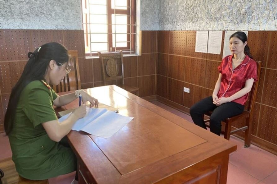 Triet pha duong day mua ban trai phep hoa don hon 11.000 ty dong hinh anh