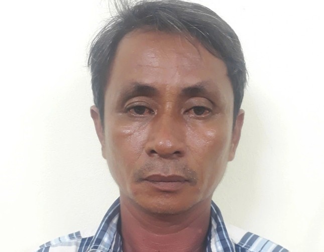 Bat thuyen truong ‘cho’ 9 thiet bi giam sat tau ca khac de thu phi hinh anh