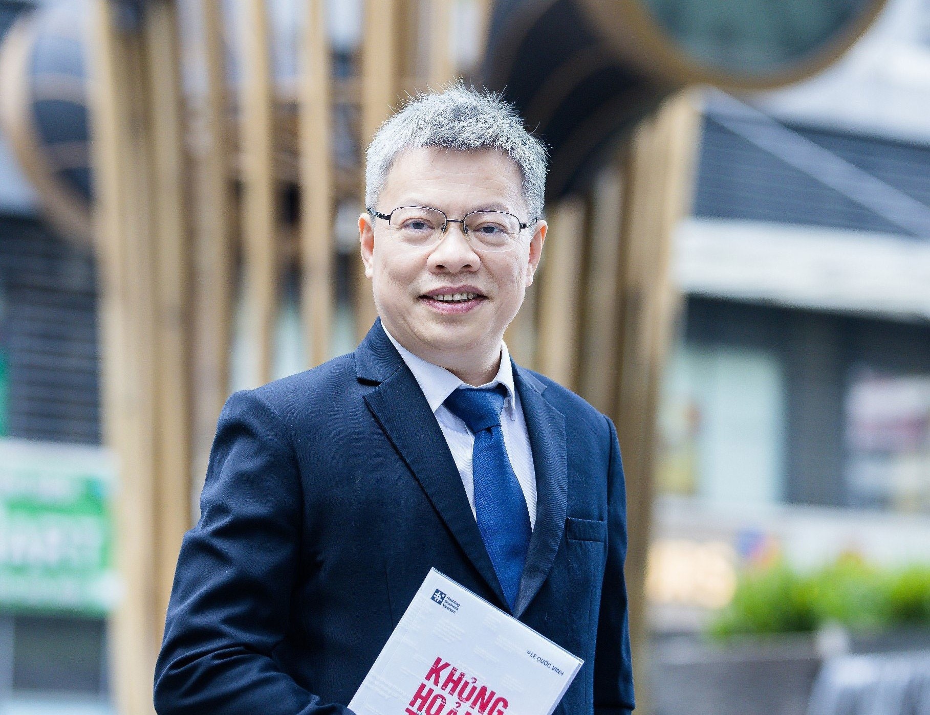 CEO Le Quoc Vinh: 'Doc la nhu cau tu than, viet sach de chia se' hinh anh