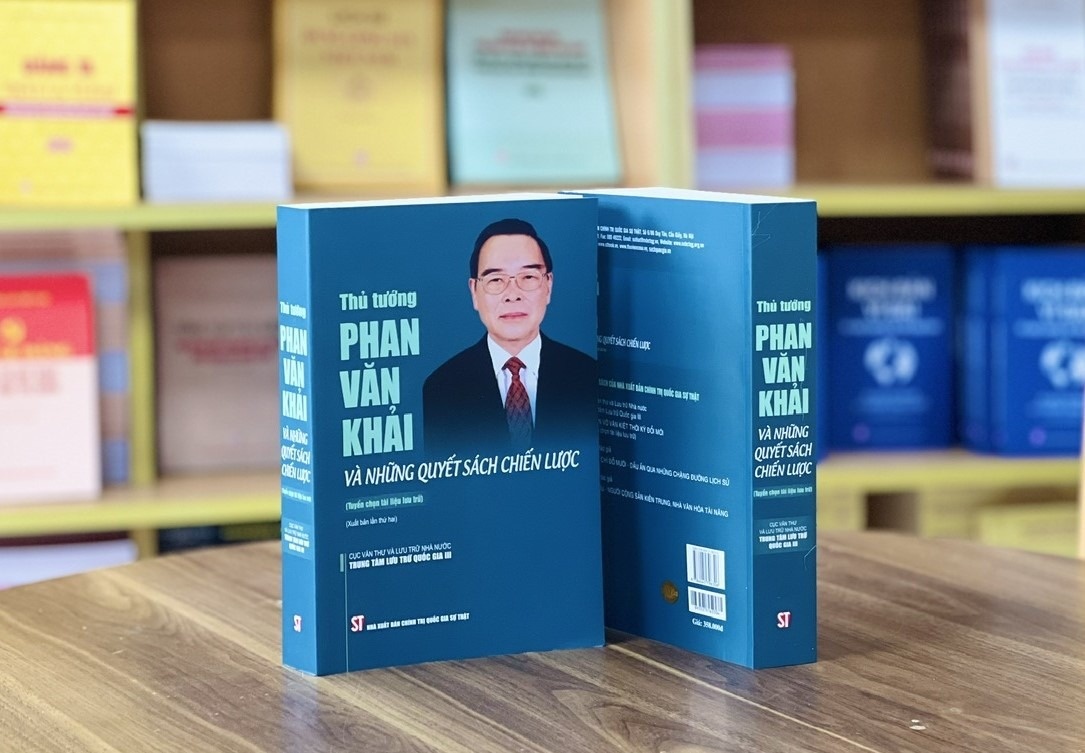 Ong Phan Van Khai anh 1