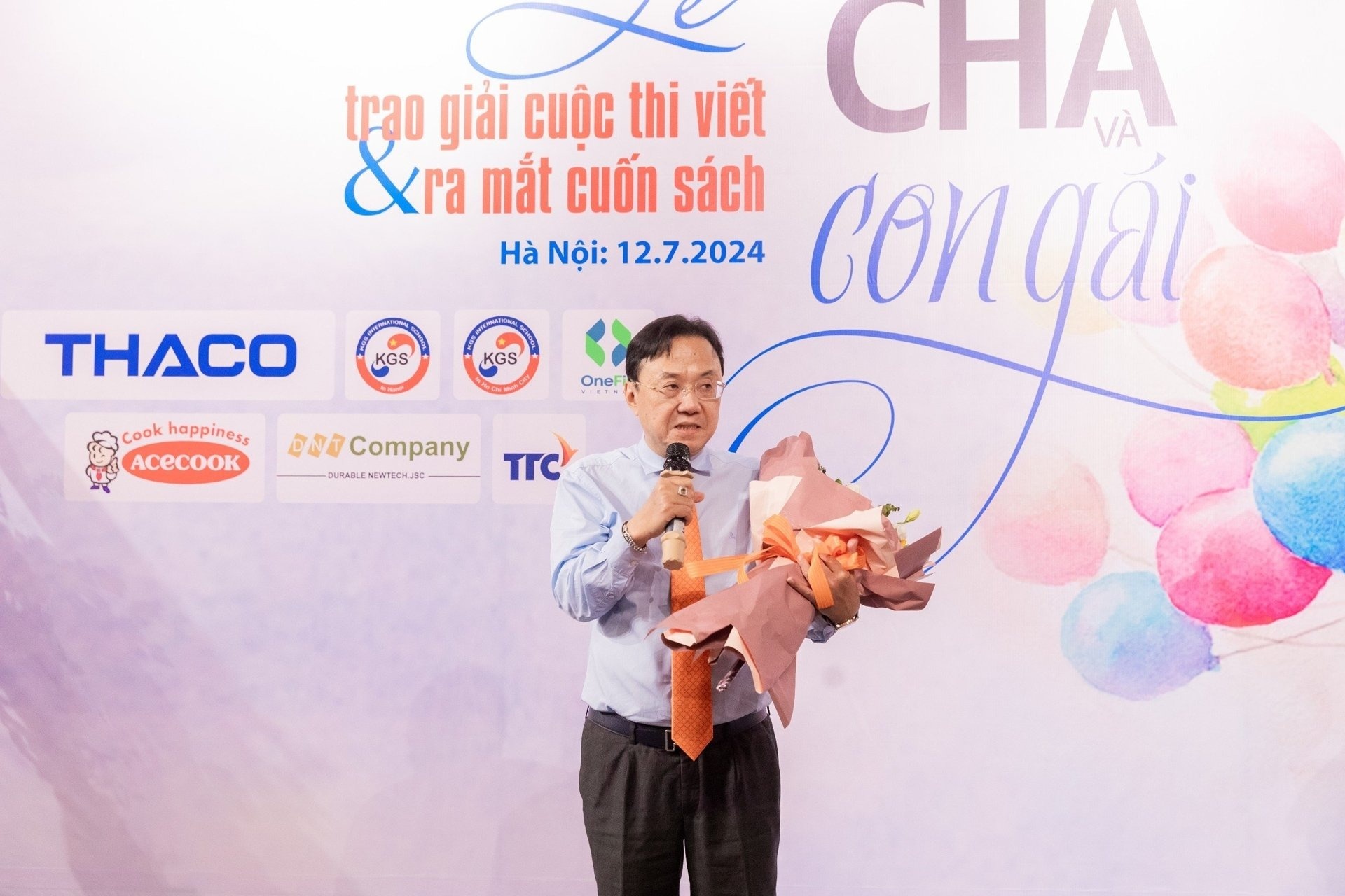 Cha va con gai anh 2