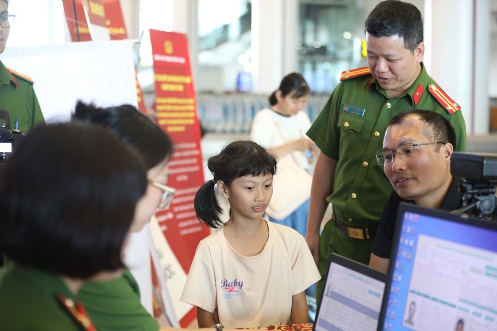 Can cuoc cong dan anh 4