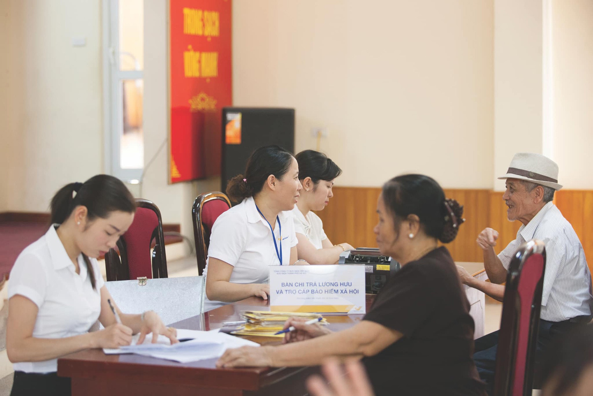 Chinh sach moi 1/7 anh 1