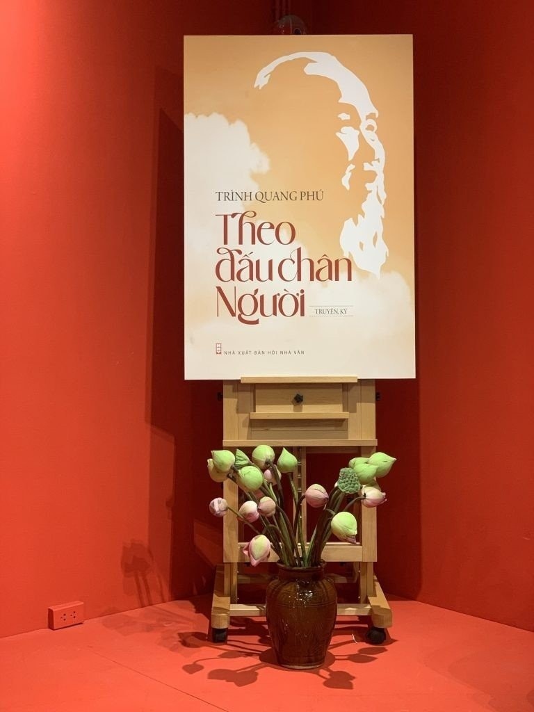 Theo dau chan Nguoi anh 1