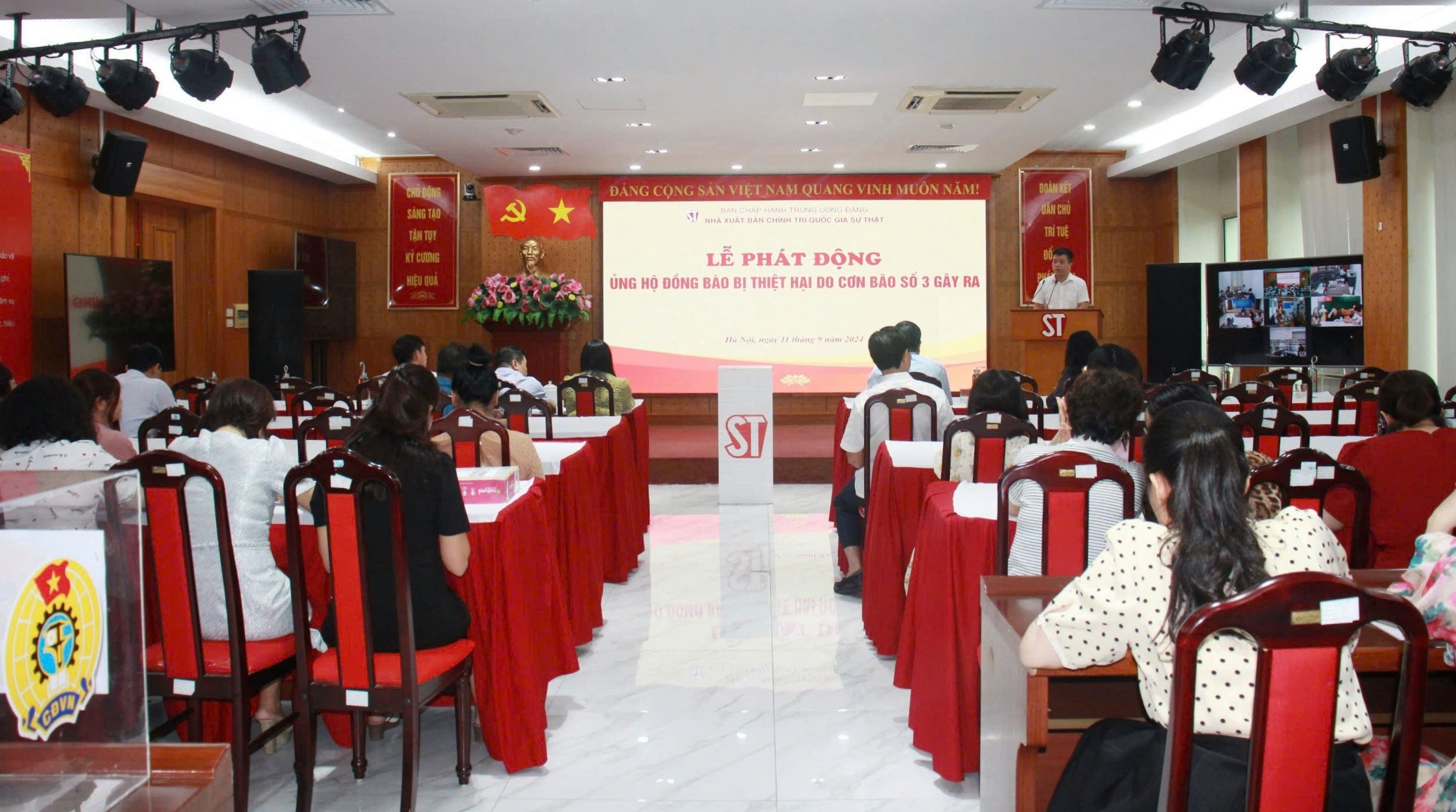 Ung ho dong bao anh 1