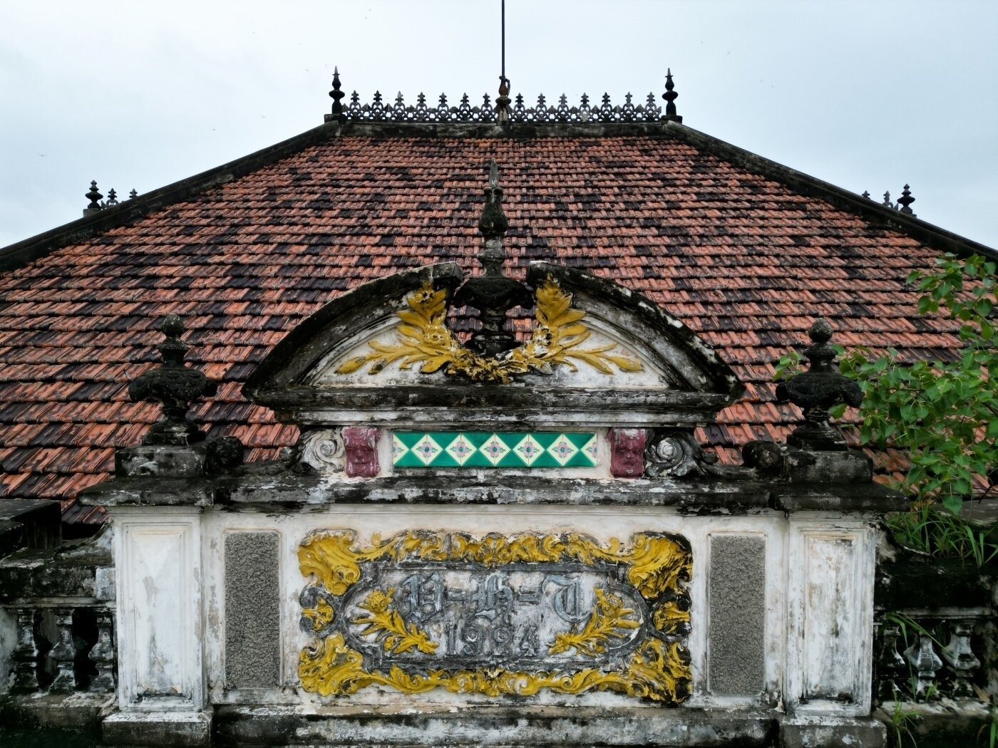 nha lau ong Phu anh 16