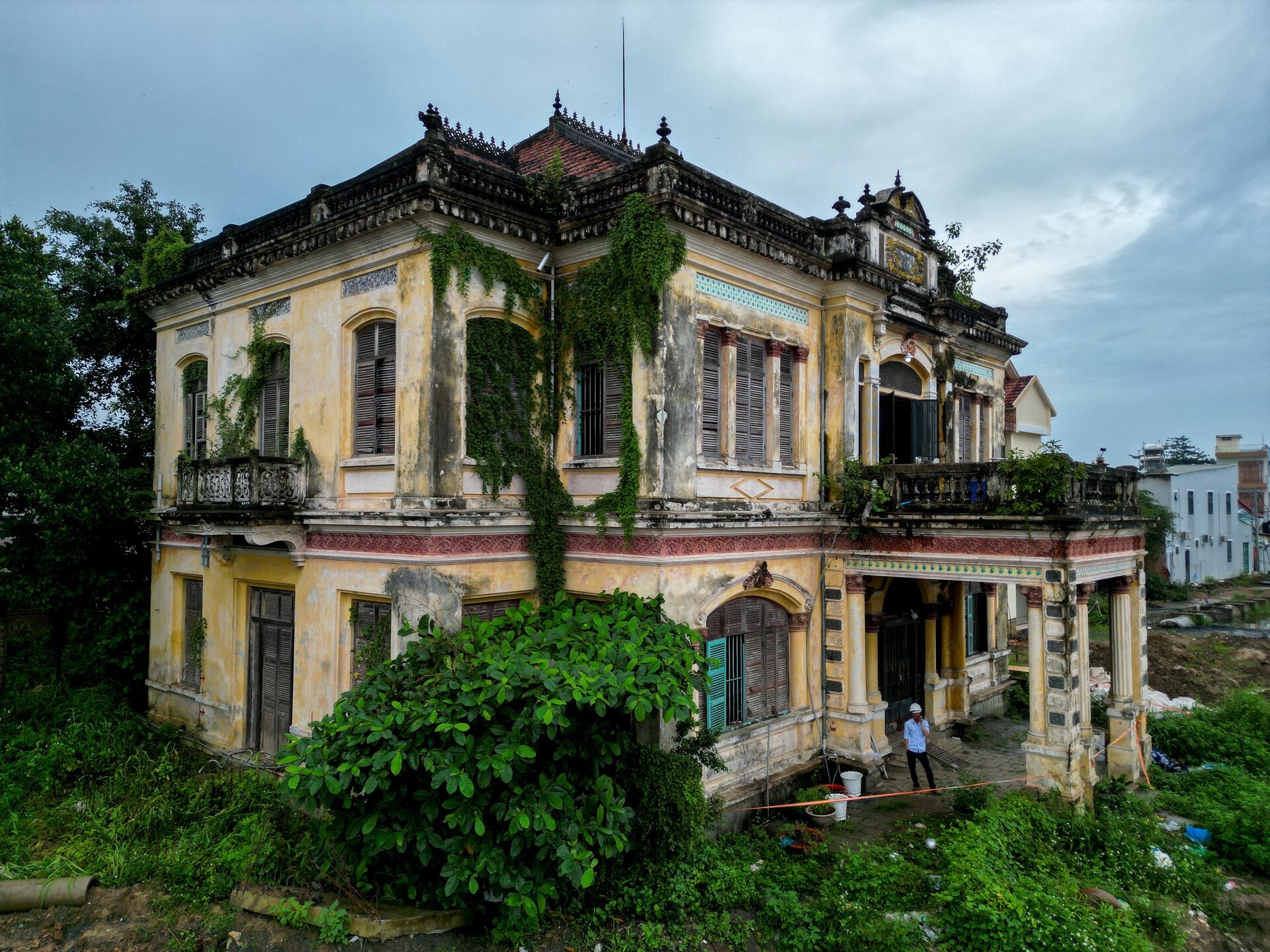 nha lau ong Phu anh 19