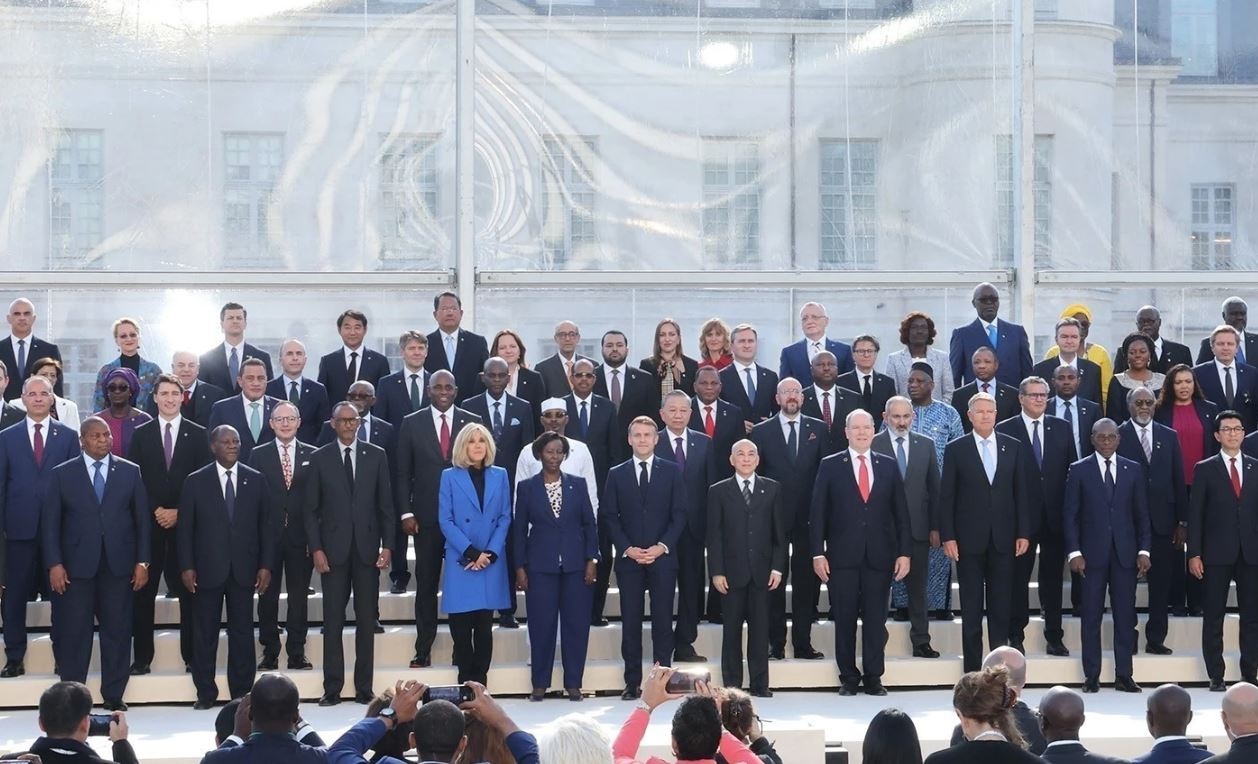 Tong Bi thu gap Tong thong Guinea-Bissau, Madagascar va Ghana hinh anh