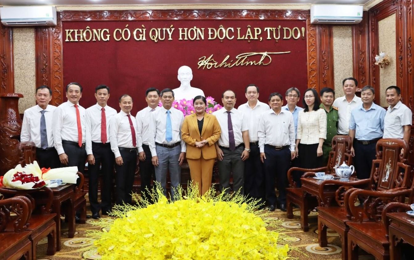 Binh Phuoc dieu dong, bo nhiem 6 lanh dao so, nganh, dia phuong hinh anh