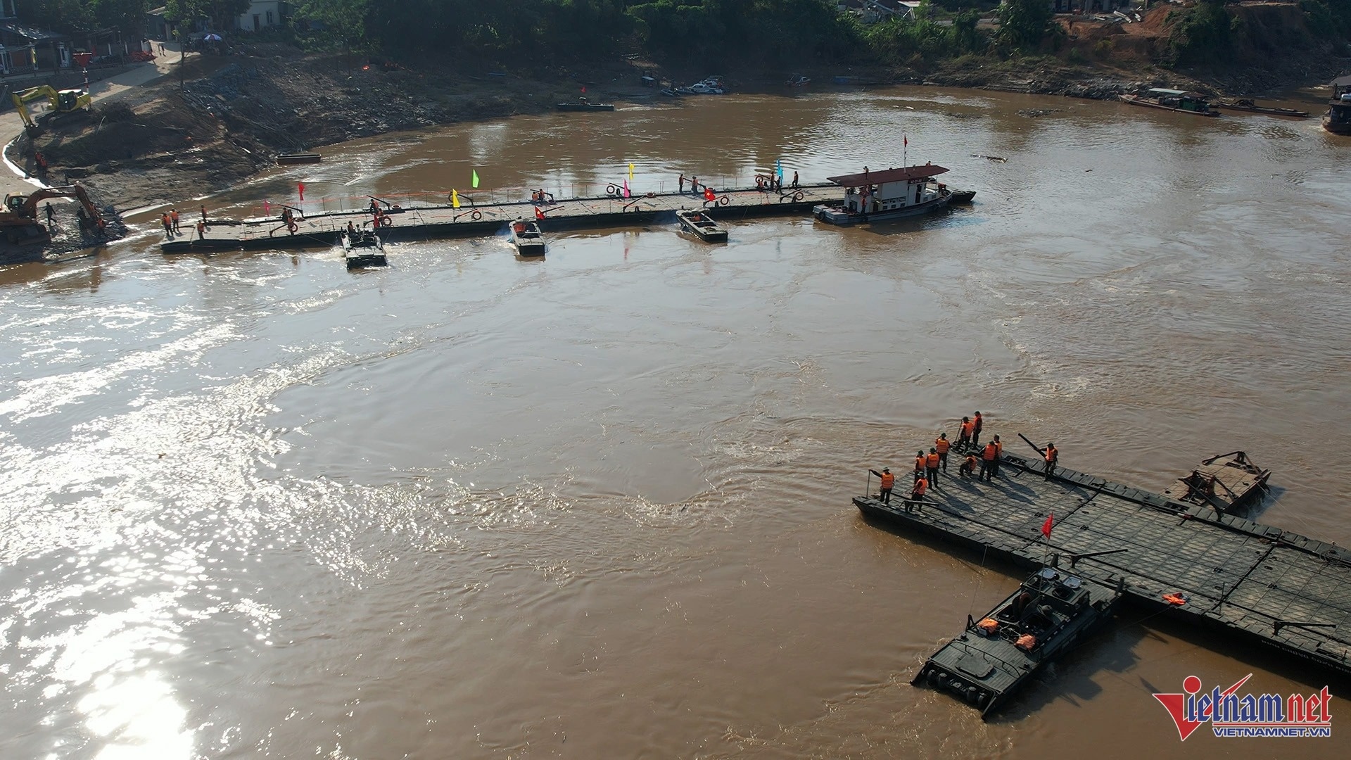 Cau phao Phong Chau anh 4