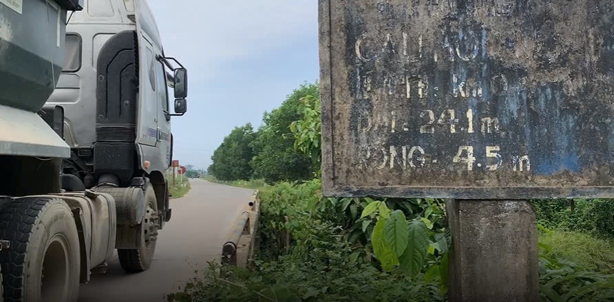 Diem den giao thong tai nut 