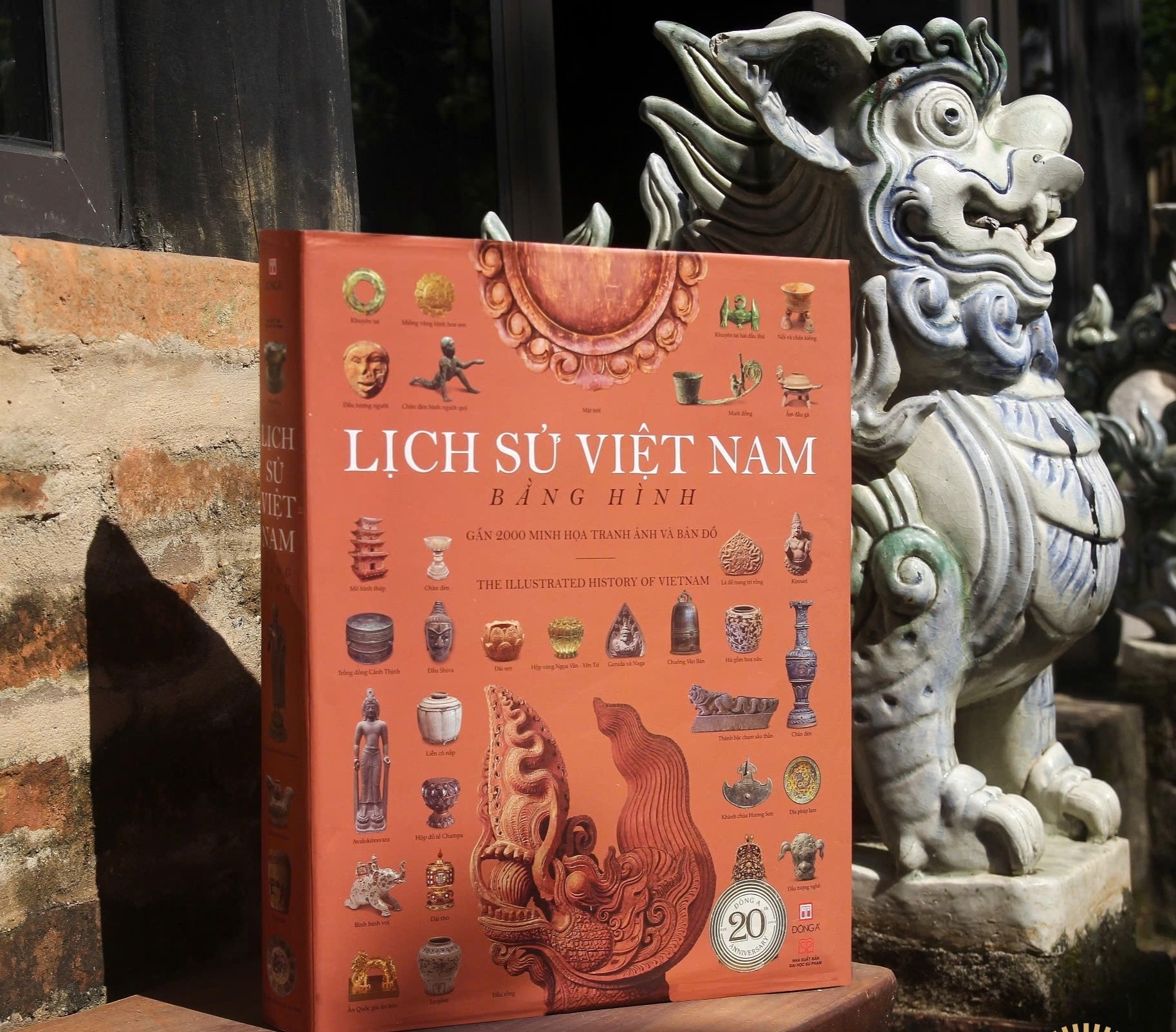 Dieu gi lam nen suc hut cua 'Lich su Viet Nam bang hinh'? hinh anh