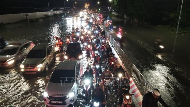 Binh Duong phan hoi tinh trang ngap ung tai nga ba Cong hinh anh