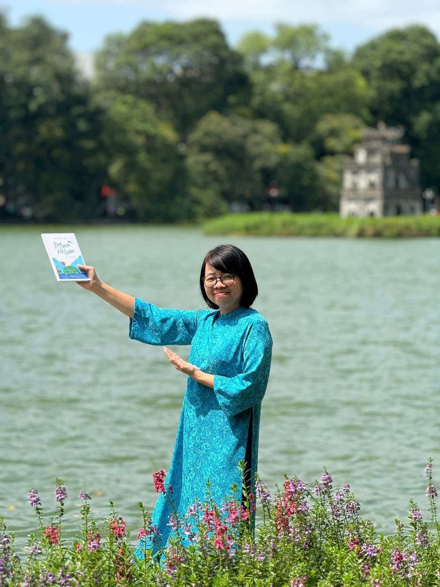 Bay qua Ho Guom anh 3