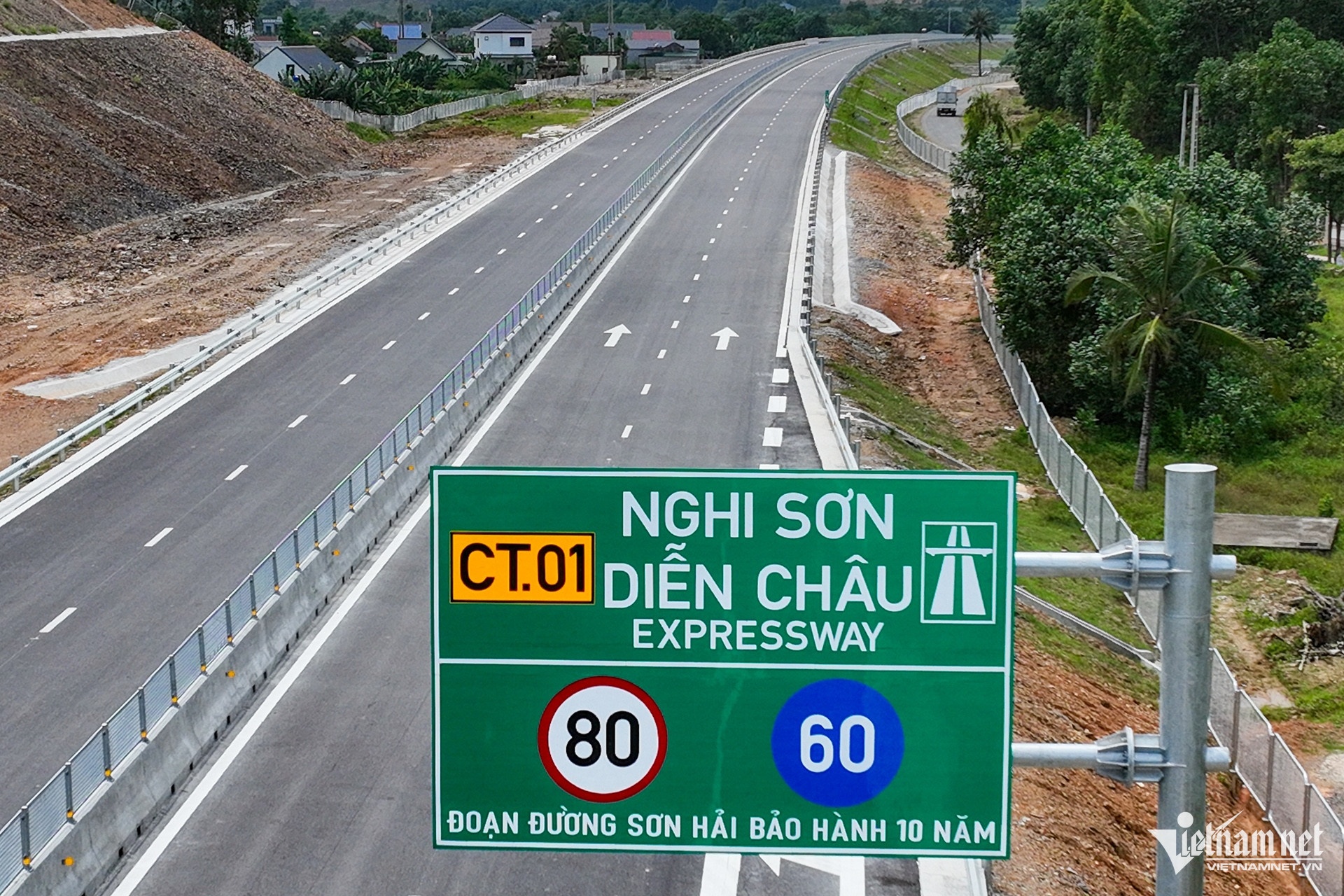 Son Hai 10 nam anh 1