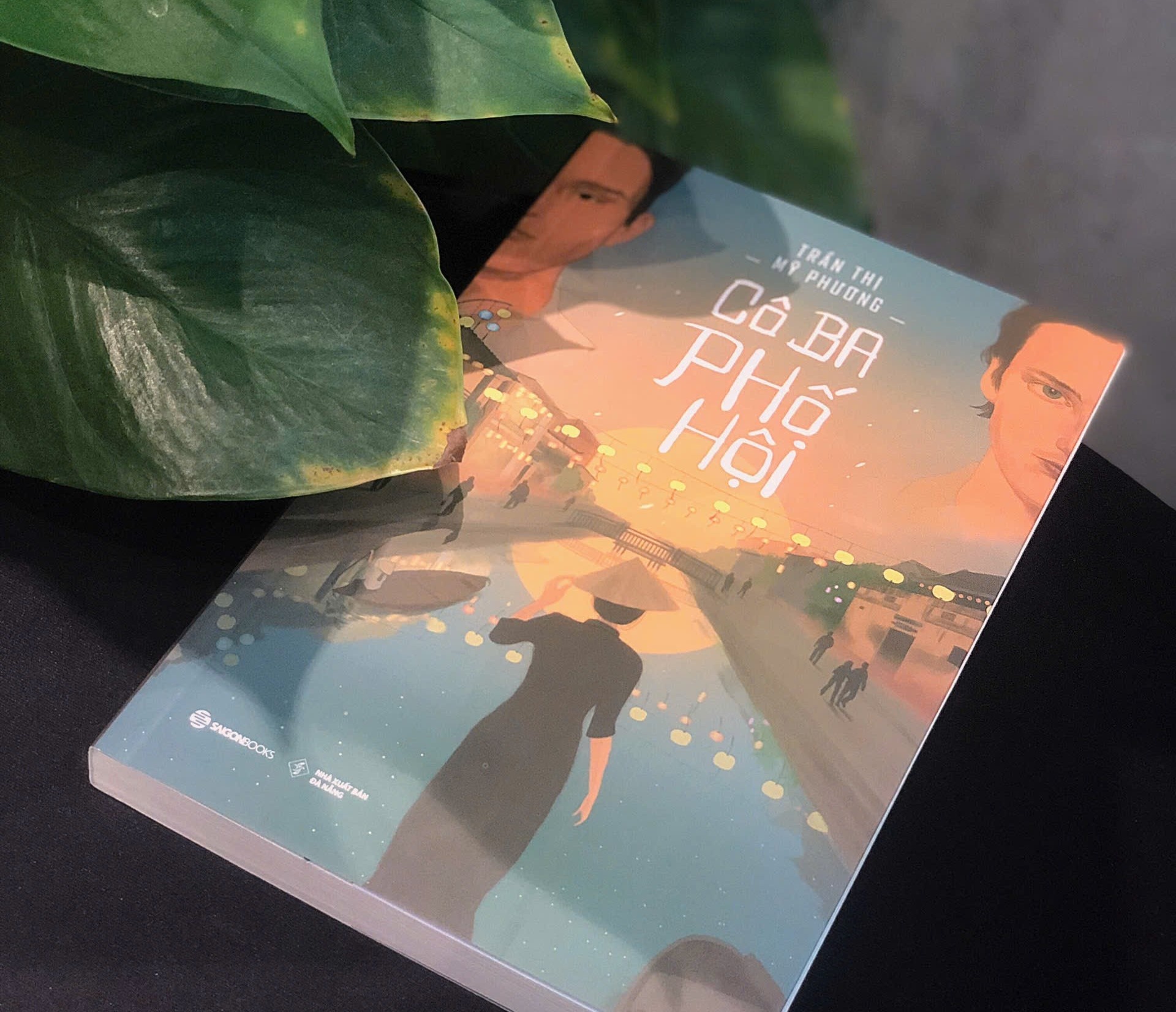 'Co Ba pho Hoi' - chuyen doi va tinh cua co gai Hoi An hinh anh