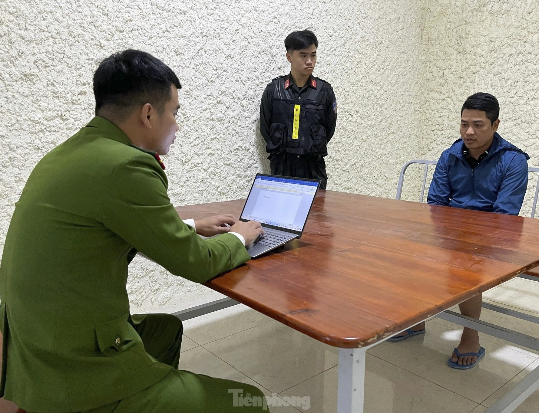 Buon sung xuyen quoc gia anh 5