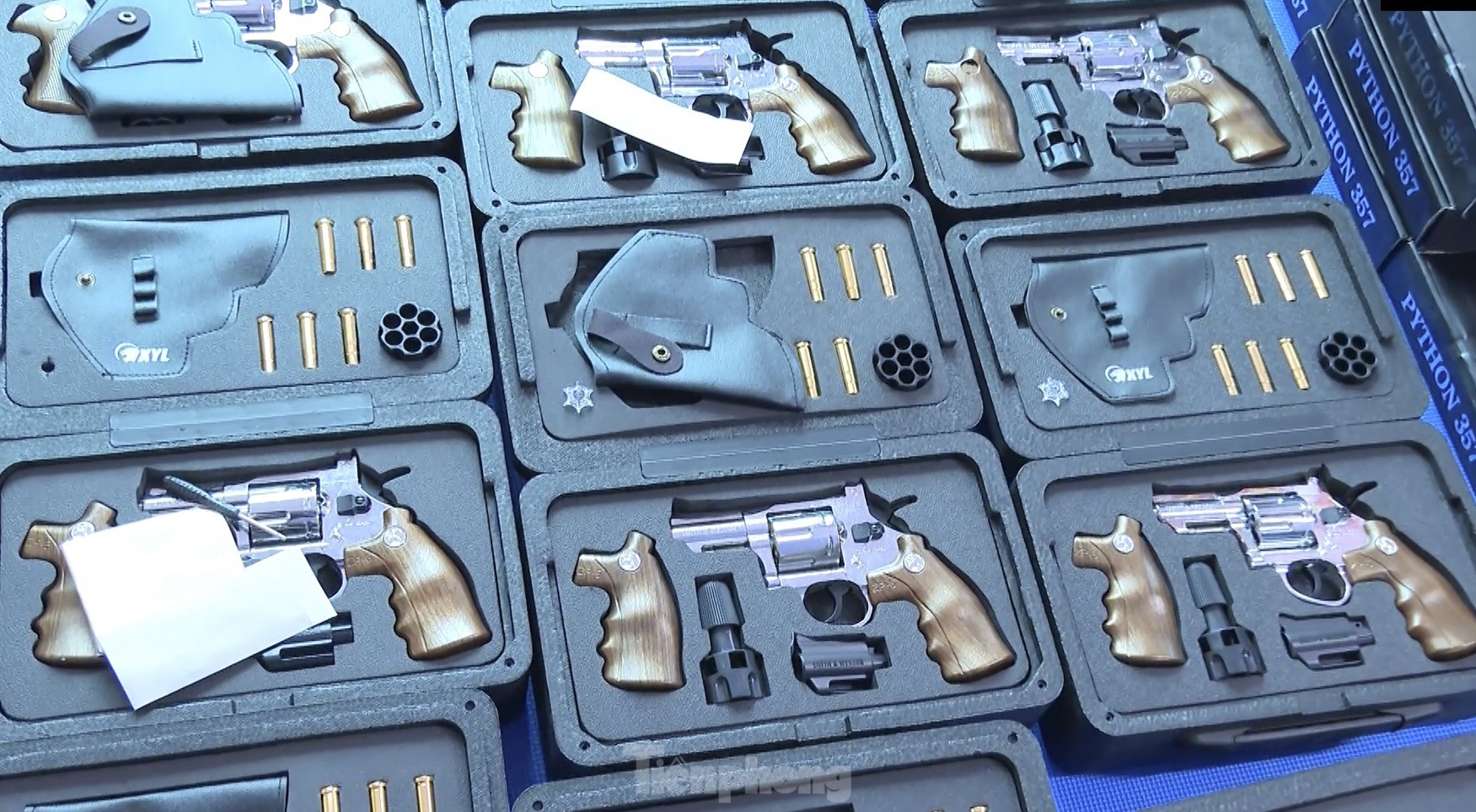 Buon sung xuyen quoc gia anh 6