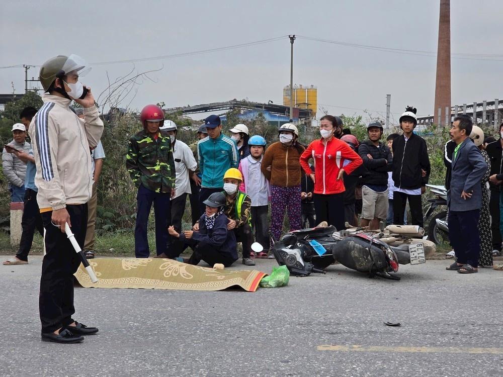 Xe tai bien hinh anh 2