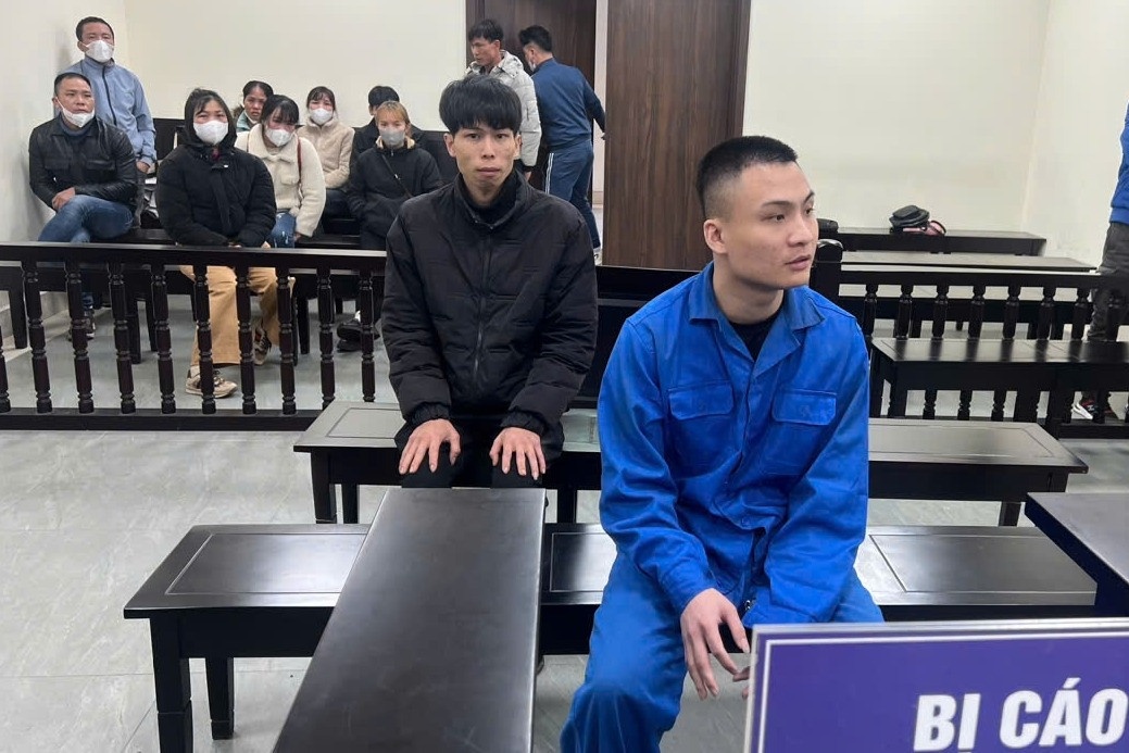 Dung gach lam hung khi, gay vu an giet nguoi o Ha Noi hinh anh