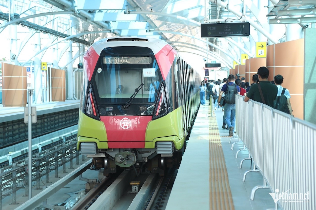 metro Nhon ga Ha Noi anh 1