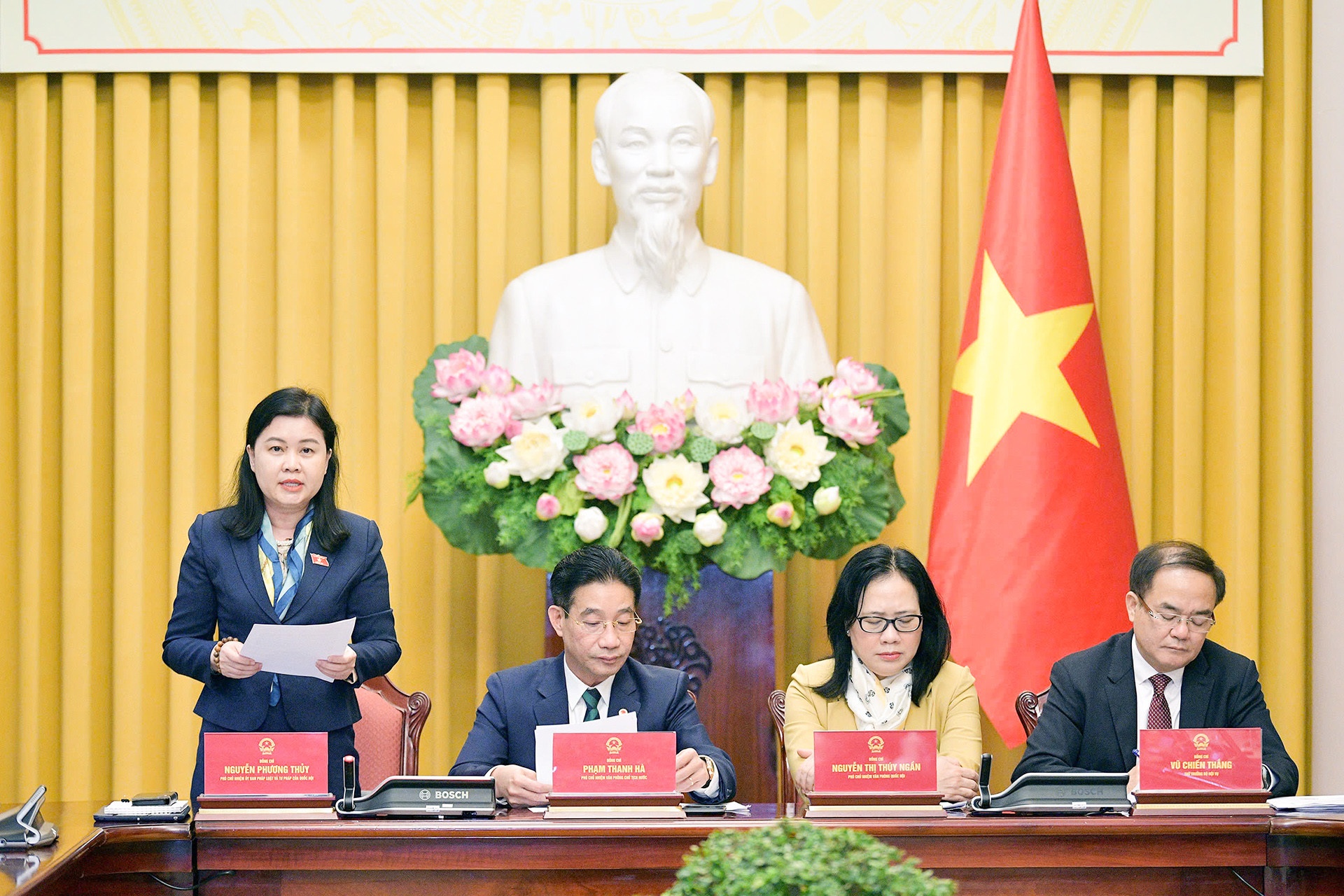 Ly do tang so luong Pho thu tuong Chinh phu, Pho chu tich Quoc hoi hinh anh