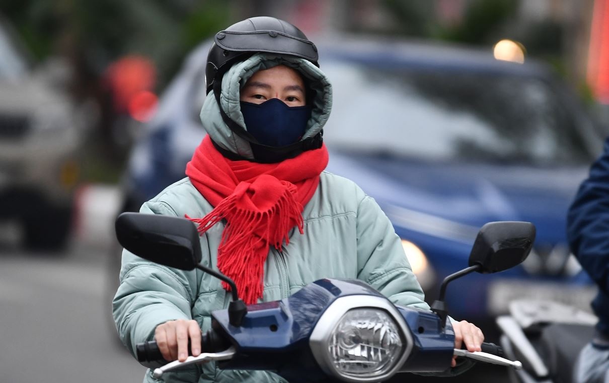 Thoi tiet 28/2: Bac Bo sang mua mu, chieu nang am hinh anh