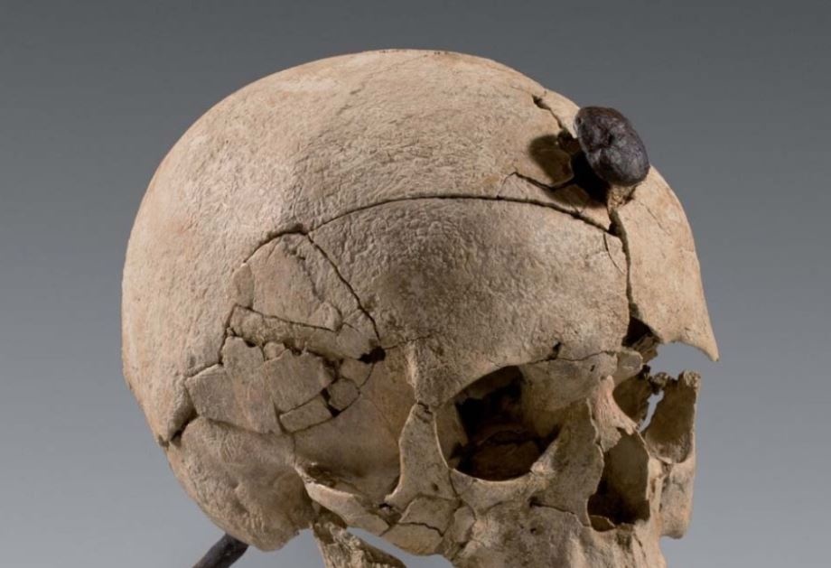 Bi an nghi le 'dong dinh vao dau' o Tay Ban Nha hinh anh