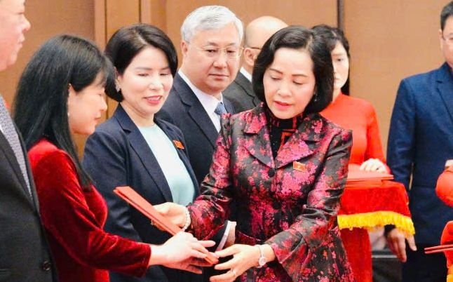 Phe chuan nhan su pho chu nhiem cac uy ban moi cua Quoc hoi hinh anh