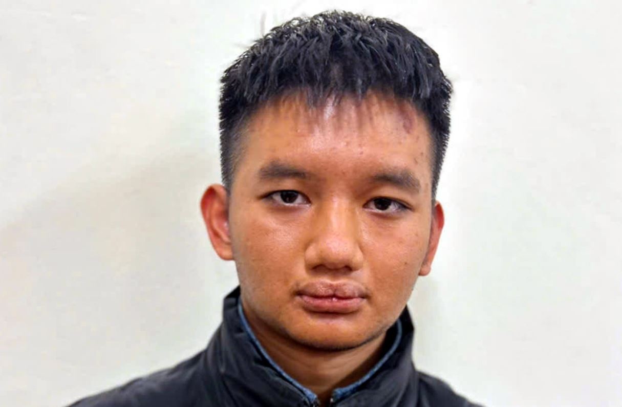 Danh tinh ke 'ngao da' cuop oto, sat hai cu ong o Ha Noi hinh anh