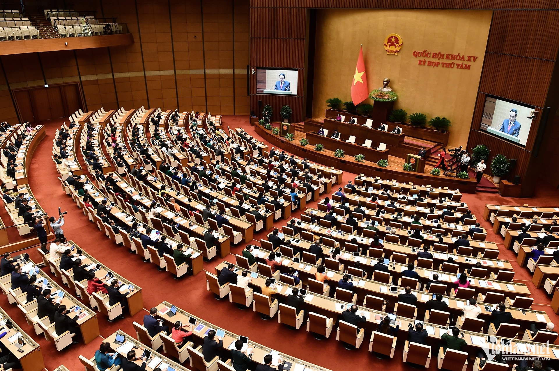 Quoc hoi vao tuan lam viec cuoi ky hop thu 8, xem xet cong tac nhan su hinh anh