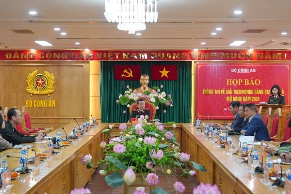 Co hoi quang ba hinh anh Viet Nam qua giai Taekwondo Canh sat chau A hinh anh