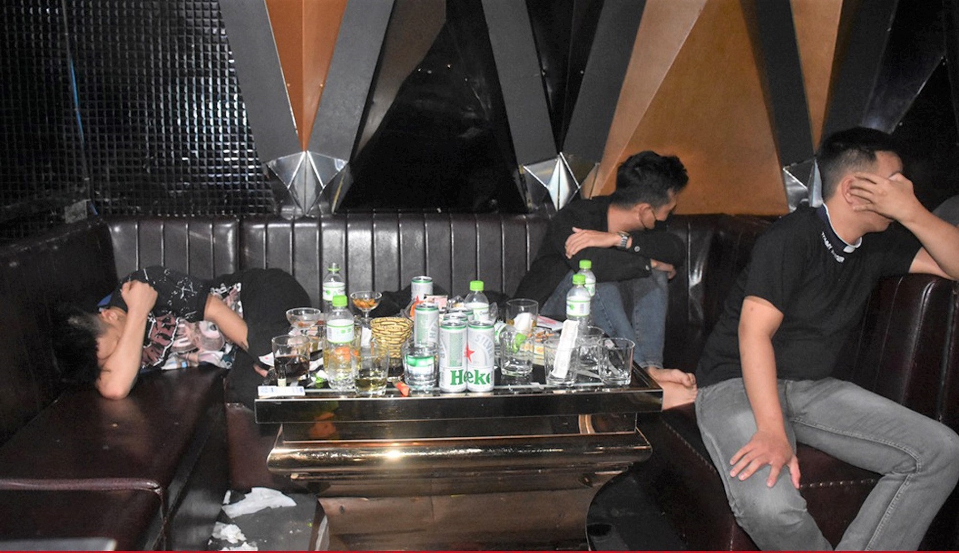 Dot kich quan bar lon nhat Quang Nam hinh anh