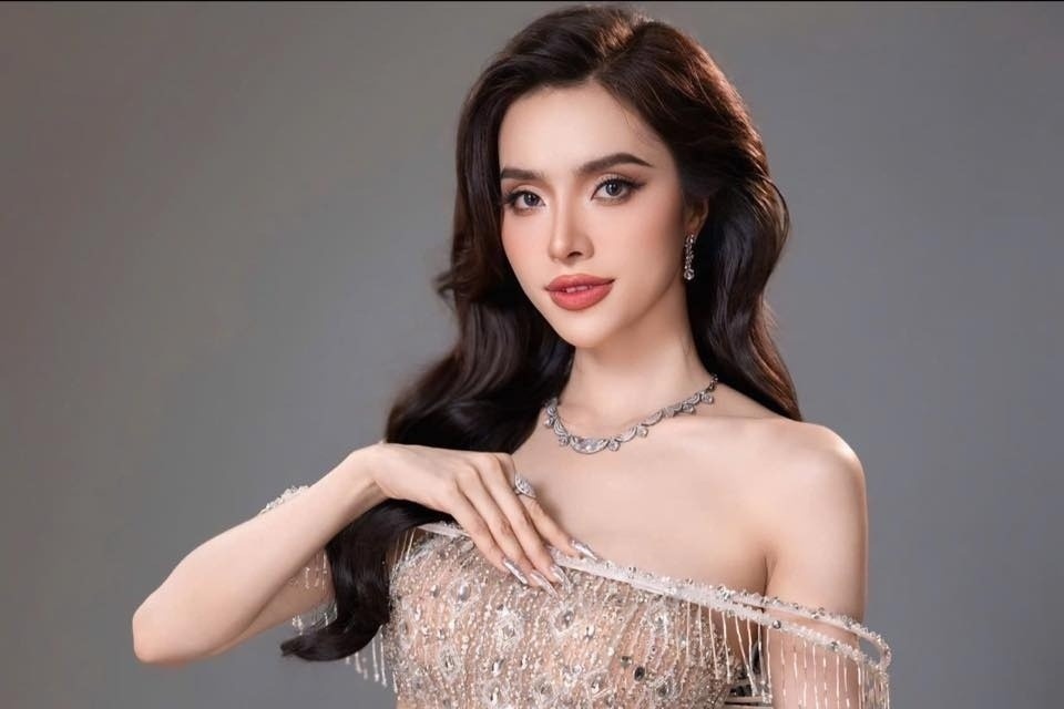 A hau Hanh Nguyen chuyen hoa noi tam nho sach ve Phat phap hinh anh