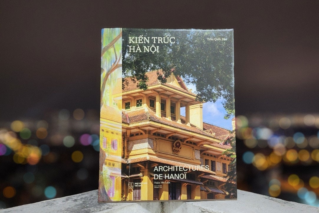 Cuon sach dat do gia 2,5 trieu dong hinh anh