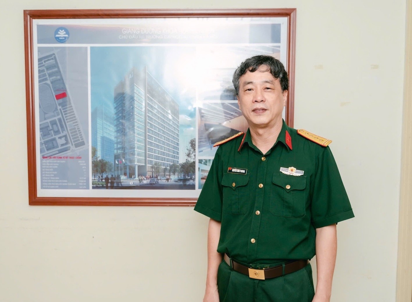 'Cac nha van quan doi la mot binh chung dac biet' hinh anh